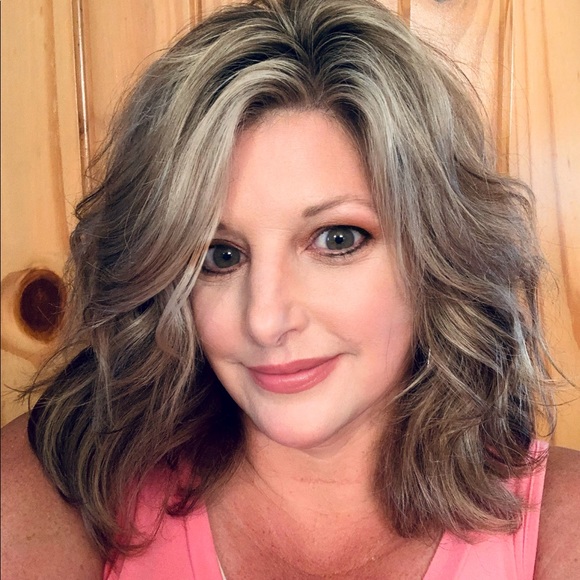 Meet your Posher, Jamie - Picture 1 of 1